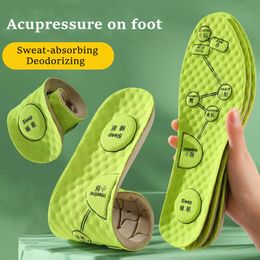 Pièces de chaussures accessoires acupression sur semelles intérieures pour chaussures déodorant respirant Sport pour homme médical femmes semelle de course confortable 230823