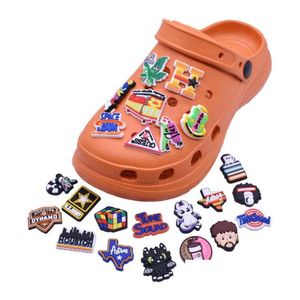 Accessoires de pièces de chaussures Amazon Top Seller Rainbow Cro C Charms Convient aux chaussures Bracelets Bracelets Décoration en PVC pour cadeaux de fête D Otezq