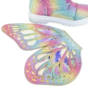 Pièces de chaussures Accessoires Bling Illusion Ailes de papillon Décorations Bottes de personnalité Chaussure DIY Décor Iridesent Fantcy Sweet Shoe Wings Charms Accessoires 230715