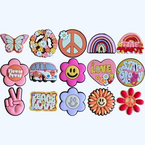 Pièces de chaussures Accessoires Cartoon Charmes mignons pour sabots Sandales Unsex Décoration Fête Cadeaux d'anniversaire Flower Power Charm Drop Delivery Otayb