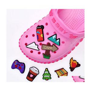 Pièces de chaussures Accessoires Charms Gros Souvenirs d'enfance Jeux de camp Terre Cadeau drôle Dessin animé Croc PVC Décoration Boucle Soft Rub Dhwc8