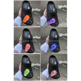 Schoenonderdelen accessoires schattige slippers cartoon tuin charmes pvc clog charm buckle small a simation mini diy decoratie groothandel druppel d 18bhq