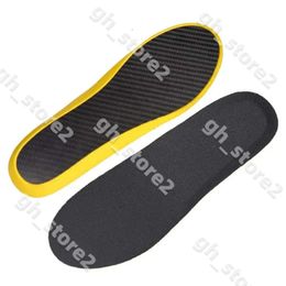 Pièces de chaussures ACCESSOIRES SOLE FULLE SOLE PLAQUE DE CARBON SPORTS HAUTE QUALITÉ SELLES INSTERNES PLANTAR ÉLASTIQUE PAD FIBRE FASCIITE HOMME RANGER 231031 289