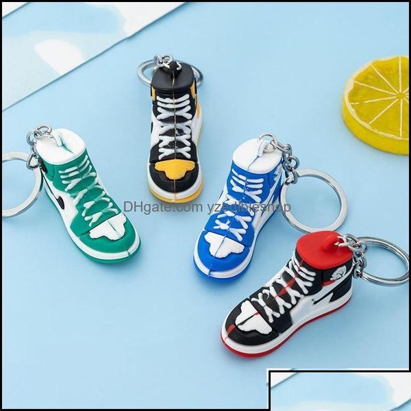 Pièces de chaussures Accessoires Porte-clés Mode Nouveau Style Stéréo Baskets Bouton Pendentif 3D Mini Basketball Chaussures Modèle En Plastique Souple Décoration