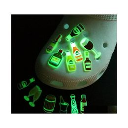 Accessoires de pièces de chaussures Moq 50pcs Fluorescent Croc Jibz Mexicain Street Style Charms lumineux brillent dans les boucles en PVC sombres Decoratio Dhn6M