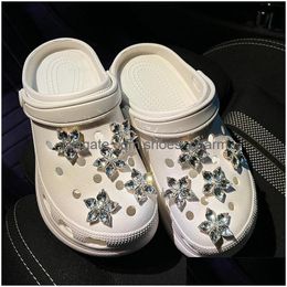 Pièces de chaussures Accessoires Sakura Diamond Charms Girl Fit Croc Bracelets Jouet Sac à dos Cadeaux mignons PVC Xmas Slipper Boucle Party Drop D Dhnvo