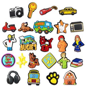 Piezas de zapatos Accesorios Scooby Doo Clog Charms Cartoon Animal Pack Dog Pins Decoraciones para toboganes Pulsera Sandalias Muñequera Birthda Ot5Lg