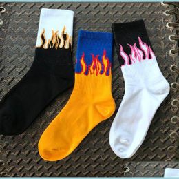 Pièces de chaussures Accessoires Chaussettes Skateboard Street Wear Coton Jaune Noir Flamme Mode Hiphop Drôle Heureux Harajuku Feu Hommes Et Wom Dh1Ri