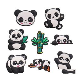 Schoenonderdelen accessoires Groothandel 100 stcs PVC dieren panda bamboe krab mooie sandalen ontwerper ornament gesp voor jongens meisjes croc dh2re