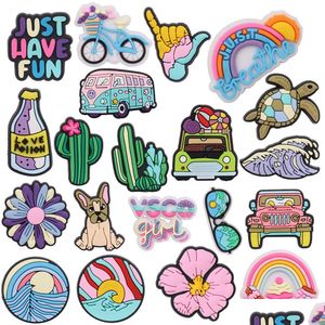 Pièces de chaussures Accessoires Vente en gros 100pcs Lunettes PVC Just Have Fun Breath Girl Vélo Voyage Cactus Sandales Boucle Charms Femme Déco Dhwhn