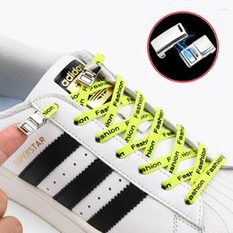 Pièces de chaussures Lock métal lacets magnétiques élastiques faciles à enlever sans cravate Shoelaces Letter Imprimée enfant adulte laresseux lacet 1 paire