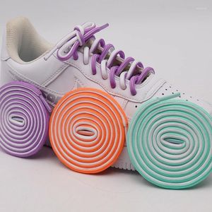 Pièces de chaussures weiou Type rond officiel Shoelace 5,5 mm Lighten Color Polyester String Sneaker Easy Easy Unisex 120-180 cm Adults Size Wholesale