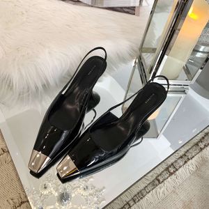 Série de chaussures à talons, sandales simples en cuir véritable