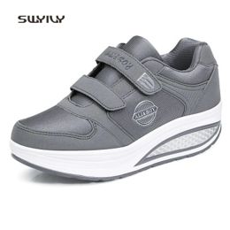 Chaussures Swyivy Femmes Toning Chaussures Hookloop Light Swing Swneakers Femme 2018 Talons doux Nonslip Femmes Sincall Shoes Perdre du poids