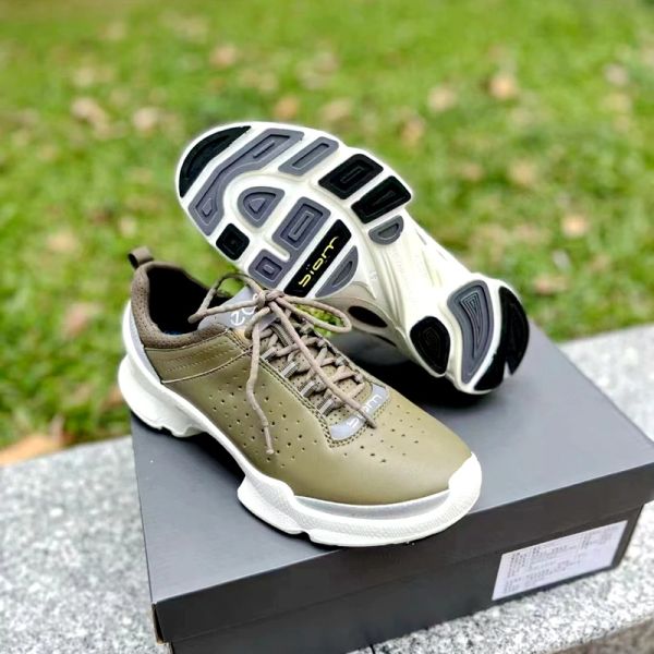 Zapatos 2000 zapatillas de zapatillas para hombres Zapatos de golf de alta calidad Material de cuero Antigua impermeable, cómodo