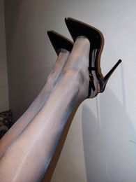 Chaussures 2023-femmes chaussures de luxe marque de créateur escarpins sophistiqués minimalistes bouts pointus en cuir Clare Sling 100mm 240229