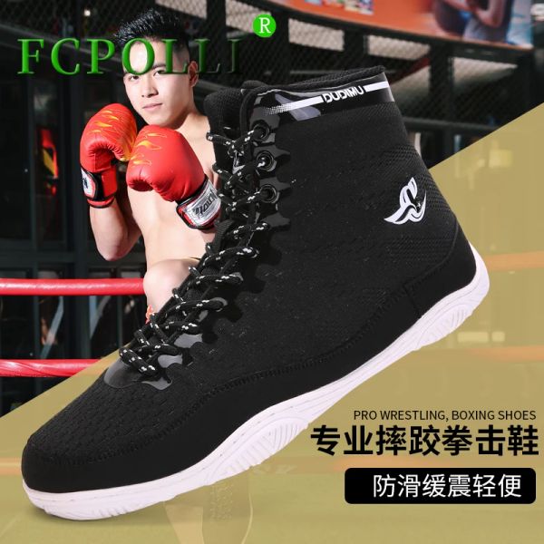 Chaussures 2024 hommes et femmes Chaussures de lutte chaudes concours Bottes de combat sportives Unisexe Designer Black Boxing Shoe Couples