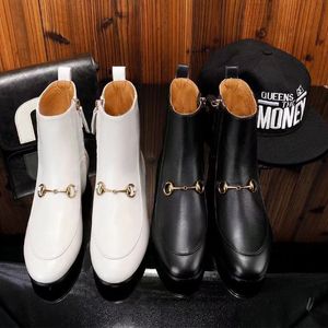 Chaussures Automne Hiver Zipper Martin Boots Femme Flat Travel Sneaker Cuir LETTRE LETTRE DE LA CHEKLE SOIL