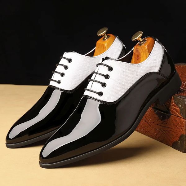 Chaussures Britain Men pointu noire avec patchwork rouge blanc robe décontractée Chaussures Habitage Mémestage Male Foot-Wear Oxfords