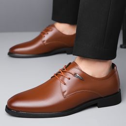 Chaussures Business Casual Le cuir authentique hommes oxfords homme pour robe mâle de designer doux slip on respirant noire de chaussures ite 470 7131594