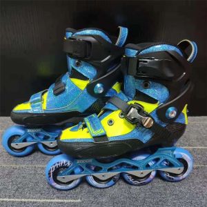 Chaussures en fibre de carbone enfants en ligne chaussures de patins 4 roues chaussures de patinage à roulettes durables roue PU 3x90 mm 84 mm roues rose bleu UE 2738