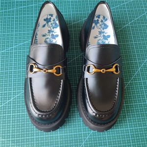Chaussures Carrefour Muffin Round Head British Horse Buckle Small Bee Le cuir