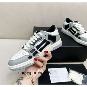 Schoenen Chunky Designer Herenschoen Mode 2023 Kant Casual Top Dames Sneakers amirrs Skel Laag Nieuw Paar Up Bone Ronde Neus Front Hoge Versie Rood Dezelfde Stijl Liefde 1 KC8C