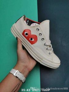 Chaussures Comme des garcons jouent Chuck Cavans Men S Tayler Vulcanisé Skateboard Skate Women Hearts Woman