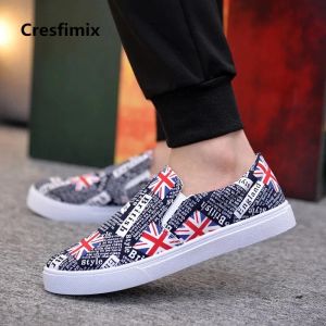 Schoenen cresfimix mannelijke mode comfortabele lente zomerpatroon slip op schoenen mannen cool straat canvas schoenen schoenen vlagschoenen a2693