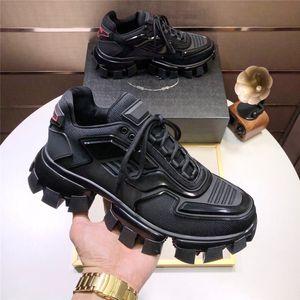 Chaussures Designer Casual 19FW Symphonie noire Blanc Sneakers Capsule Série Lates P CloudBust Thunder Trainers Rubber Top Platform Sneaker