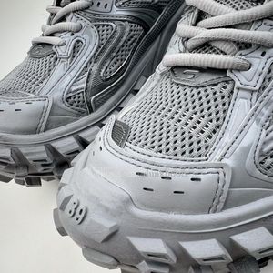 Chaussures Designer Défenseur décontracté Platte de pneu en caoutchouc baskets femmes hommes pneu