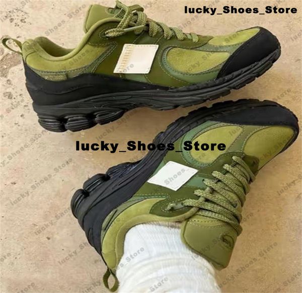 Chaussures Designer Hommes Baskets Taille 12 News Balance 2002R Baskets The Basement Moss Green Us12 Running Femmes Us 12 Olive Noir Eur 46 Casual Kid Runners Grande Taille