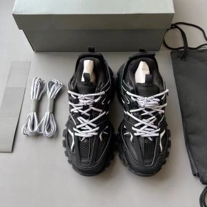 Chaussures Robe Designer Track 3.0 baskets triples plate-forme paires entraîner hommes femmes sneaker en cuir blanc noir vert notre