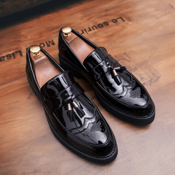 Zapatos Inglaterra Men Casual Business Wedding Formal Tassels Tassels Zapatos Slipon Driving Zapato Brogue Brogue Lofo