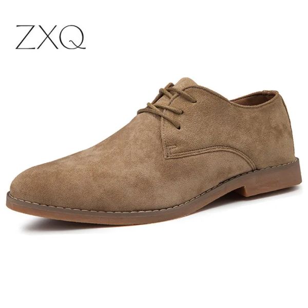 Zapatos de moda Inglaterra tendencia zapatos casuales hombres Flock Oxford Wedding Leather Vestido de cuero hombres Pells Pleas impermeables zapatos de talla grande