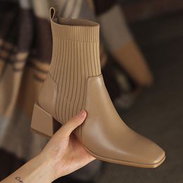 Chaussures Fashion Grand automne d'hiver chaussettes de cheville taille tricot bottes courtes femmes glisser sur des talons hauts botas de mujer a