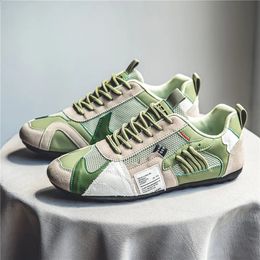 Chaussures pour hommes Sports décontractés Four Seasons Mocasins Tendance conçue Personnalité Sneakers en cuir à lacets confortable Breatchable 240422