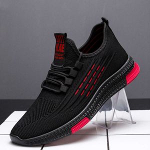 Zapatos para hombre, tela de malla tejida con mosca, finos, negros, resistentes al trabajo, sucios, para personas de mediana edad y ancianos, para conducir y caminar, zapatos individuales