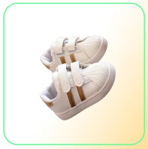 Chaussures filles garçons chaussures de Sport anti-dérapant fond souple enfants bébé Sneaker décontracté baskets plates chaussures blanches taille 8692774