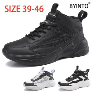 Chaussures High Top Plateforme Men de tennis Chaussures Super Light Termroproping Leather Sports Sports Noir blanc Walking Boots masculins Tenis Masculino