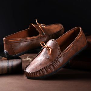 Chaussures Vente chaude Brown en cuir modes Hommes Moccasins confortables Chaussures de conduite masculine Breatte Homme à hommes décontractés Chaussures zapatos hombre