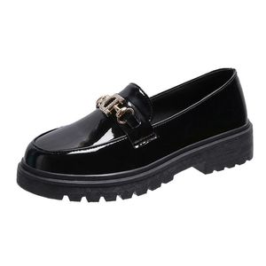 shoes Chaussures de marche en cuir pour femmes, escarpins noirs à enfiler, chaussures d'été décontractées à la mode, baskets quotidiennes antidérapantes pour l'école de rue