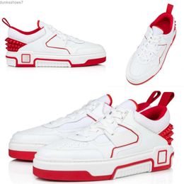 Chaussures Chaussures de luxe rouges Spike Astroloubi Baskets basses à panneaux en cuir de veau poli Baskets en maille Baskets de sport blanches avec boîte 38-46eu