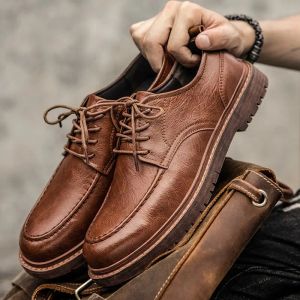Chaussures Men Casual Leather Shoe Classic Handmade Mandis pour hommes Laceup Geuthe Suppine en cuir Oxford Business Sneakers Bottes de travail pour hommes