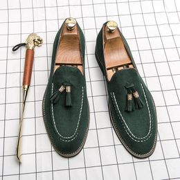 Schoenen mannen elegante loafers solide kleur faux suède ronde teen naaien draad tassel comfortabel zakelijk zakelijke bruiloft deel 9454