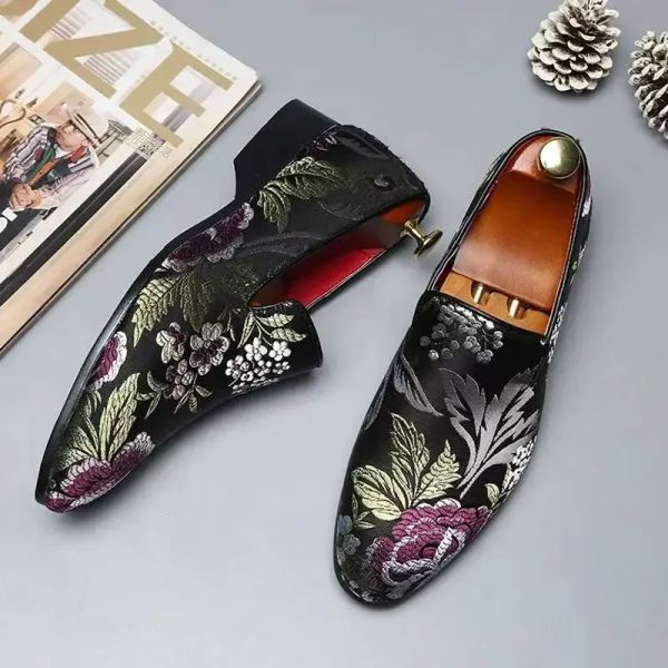 Chaussures Chaussures en cuir masculin broderie en tricot de style chinois Chaussure de coiffeuse de nuit chaussures de chaussures masculines de chaussures de créateurs hommes