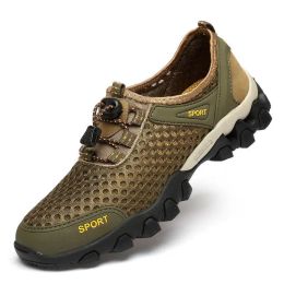 Chaussures Chaussures pour hommes Légères baskets de randonnée respirante Bneakers extérieurs d'été Mesh Surface