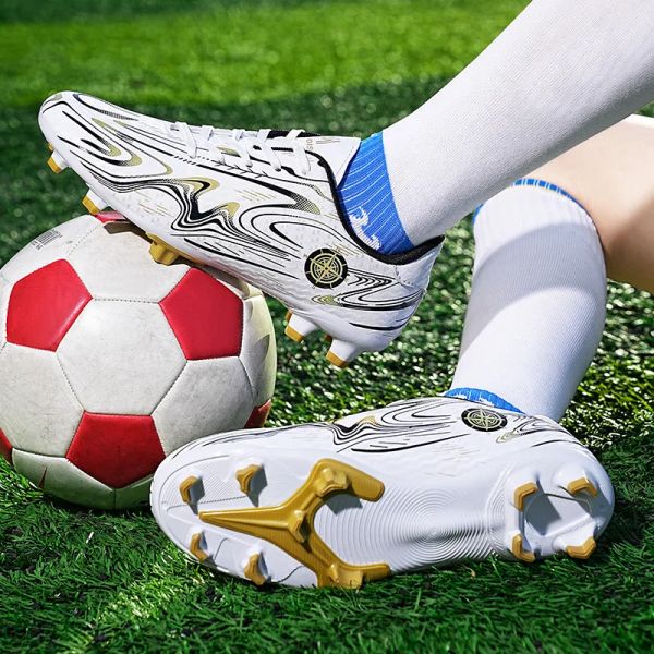 Zapatos nuevos diseño de fútbol dorado blanco para hombres crampones tacos de fútbol zapatillas de deporte baratas botas de fútbol de fútbol Zapatos de futbol