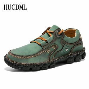 Schoenen Nieuwe handgemaakte lederen casual schoenen voor mannen Outdoor Nonslip Wandelen Casual Men Schoenen Mannelijke Loafers Big Size 47 48