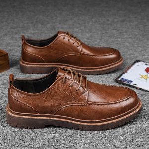 Chaussures Nouvelles hommes Chaussures Brogue Chaussures décontractées Men de chaussures en cuir authentiques